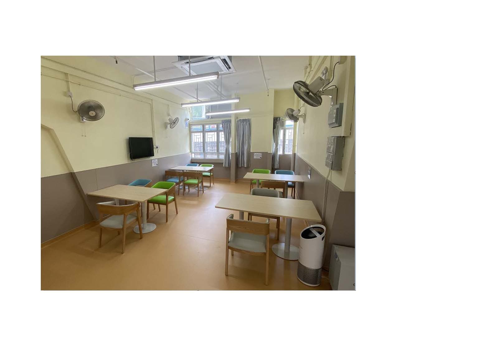 SWD Elderly Information profile L0075: 活動區/客廳/飯廳