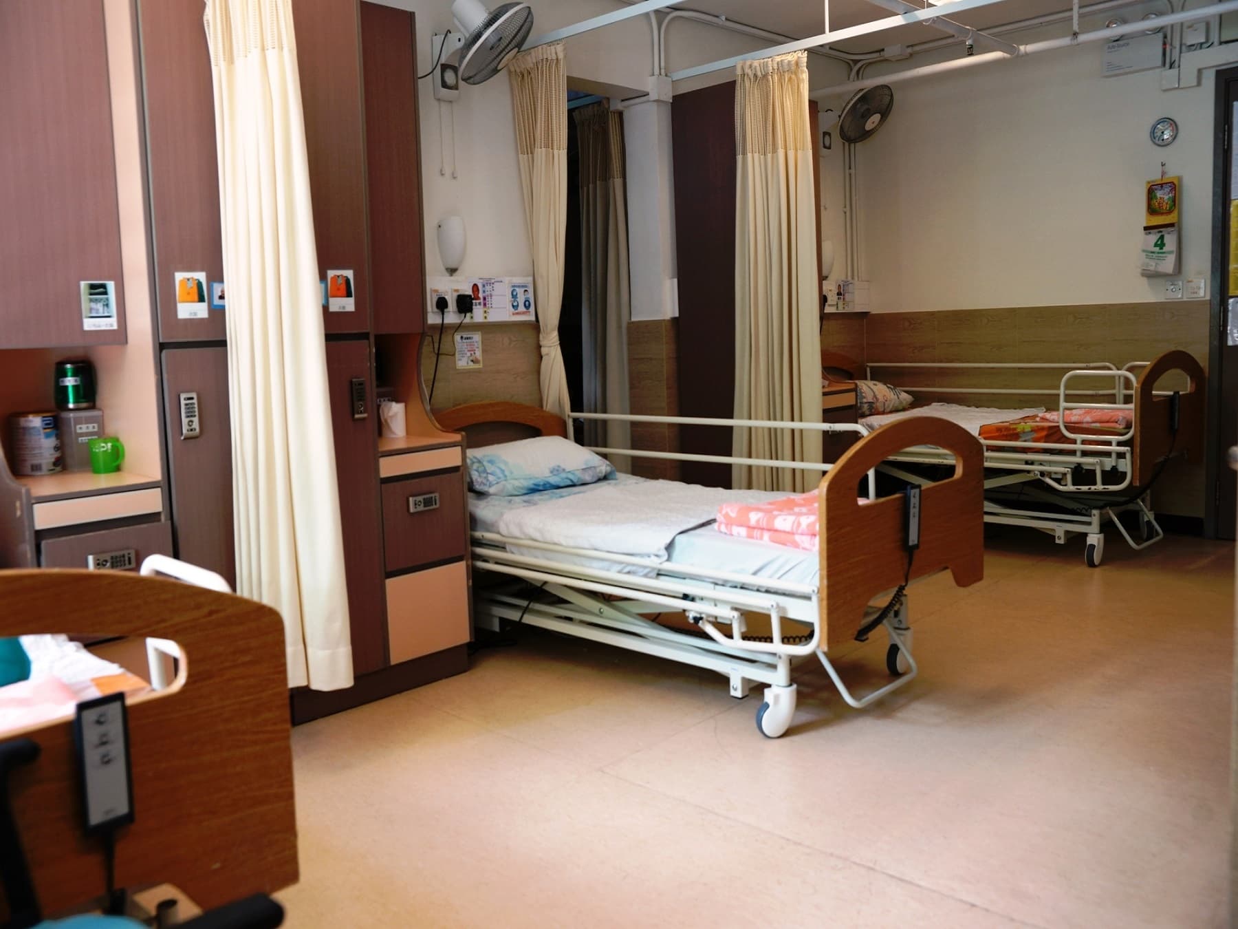 SWD Elderly Information profile L0058; alt=房間; https://www.elderlyinfo.swd.gov.hk/tc/content/hong-kong-young-womens-christian-association-wan-wah-care-and-attention-home-elderly