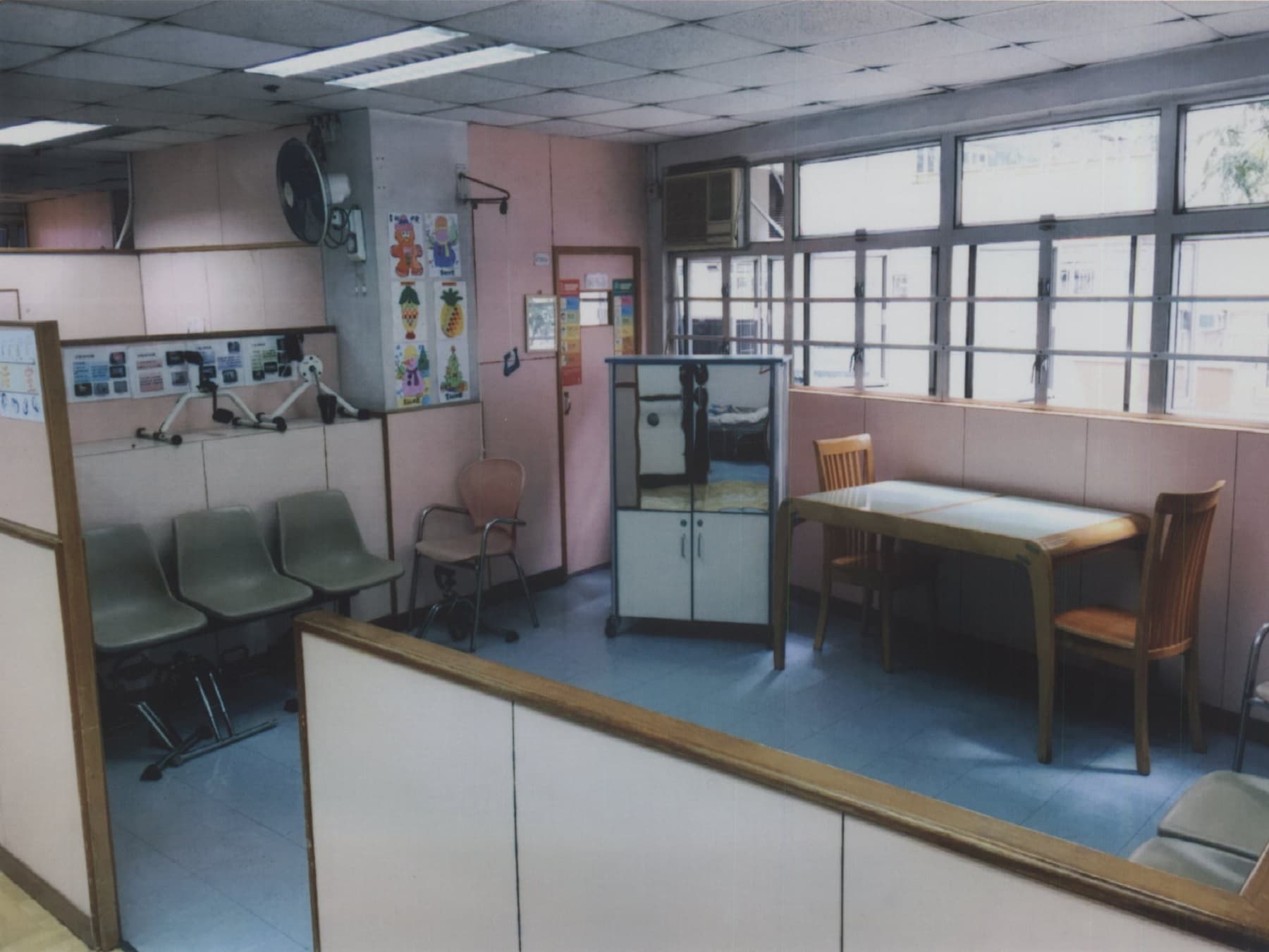 社署長者資訊網,L0623 康怡護老中心:活動區/客廳/飯廳