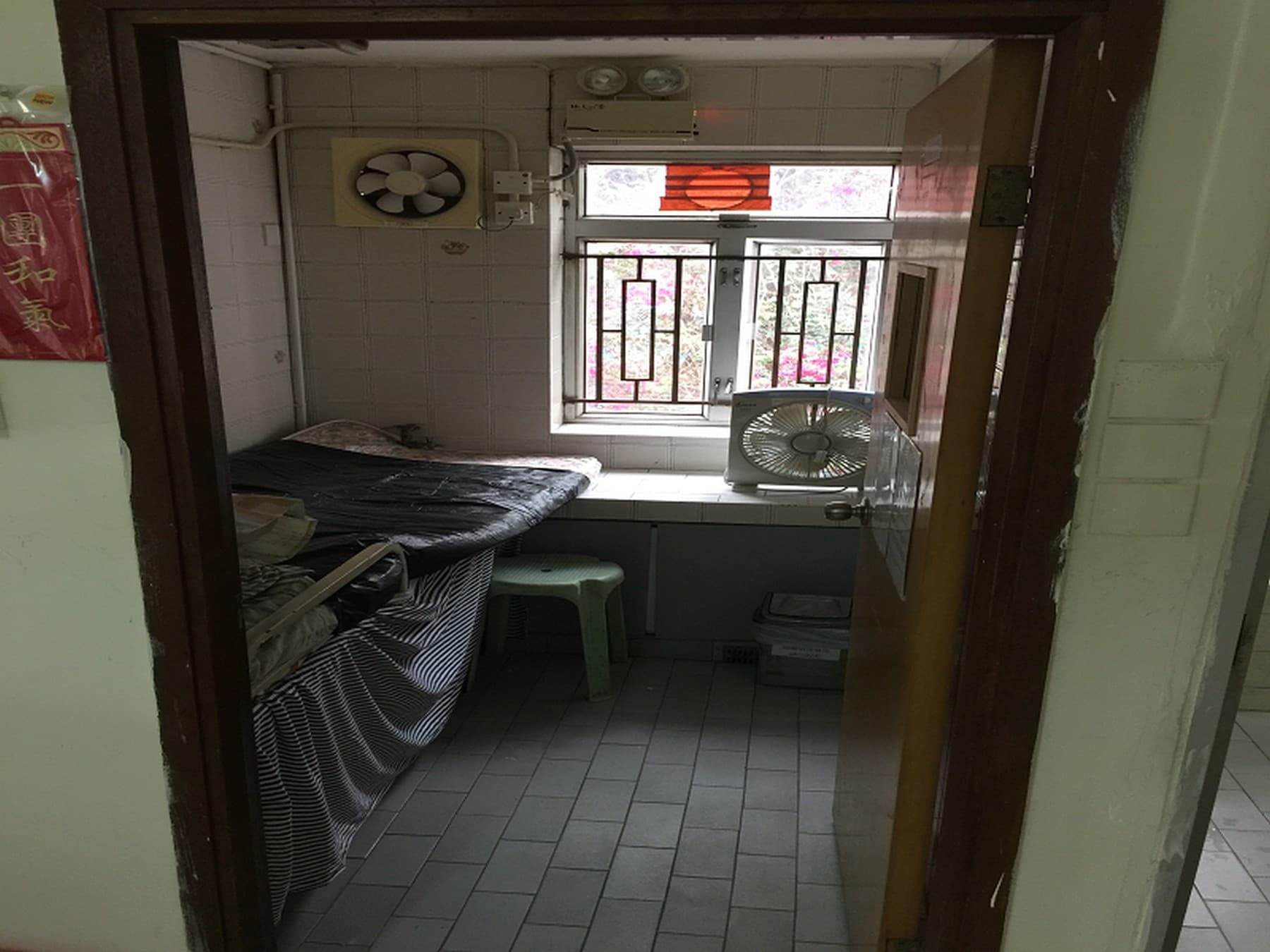 SWD Elderly Information Website - 萬福護理院 L0586 房間
