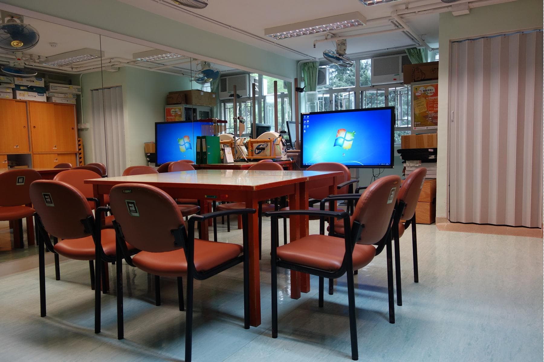 社署長者資訊網 / SWD Elderly Information Website (活動區/客廳/飯廳)