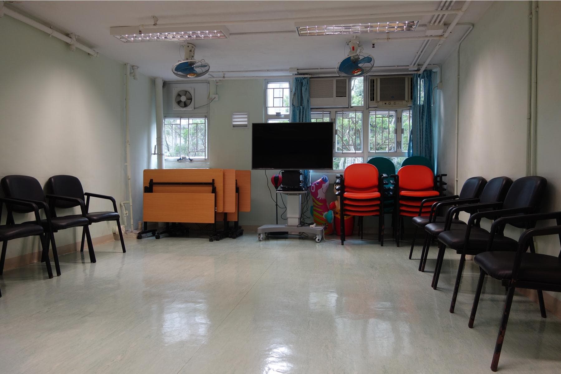 社署長者資訊網 / SWD Elderly Information Website (活動區/客廳/飯廳)