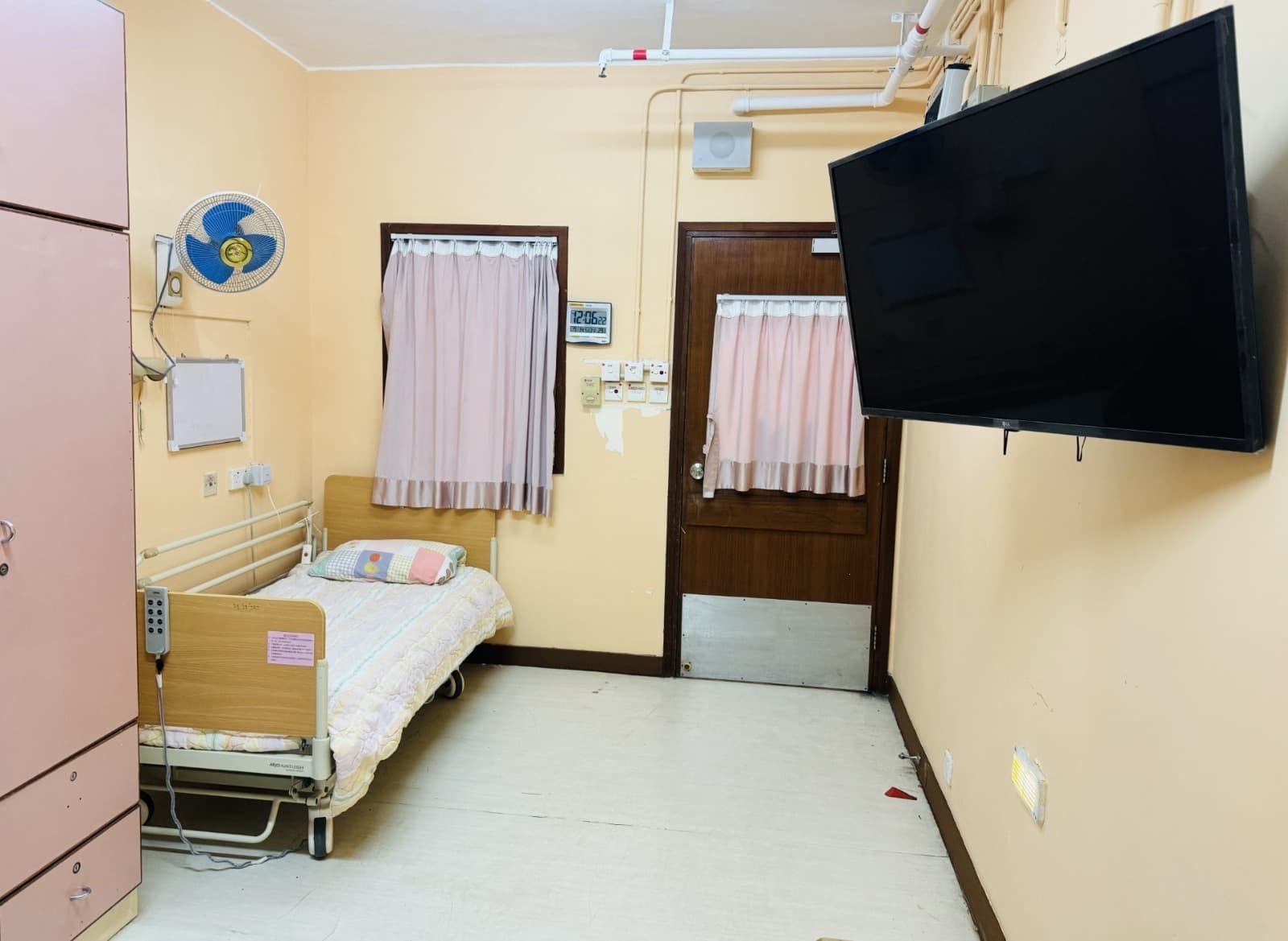 SWD Elderly Information Website L0515 - 房間