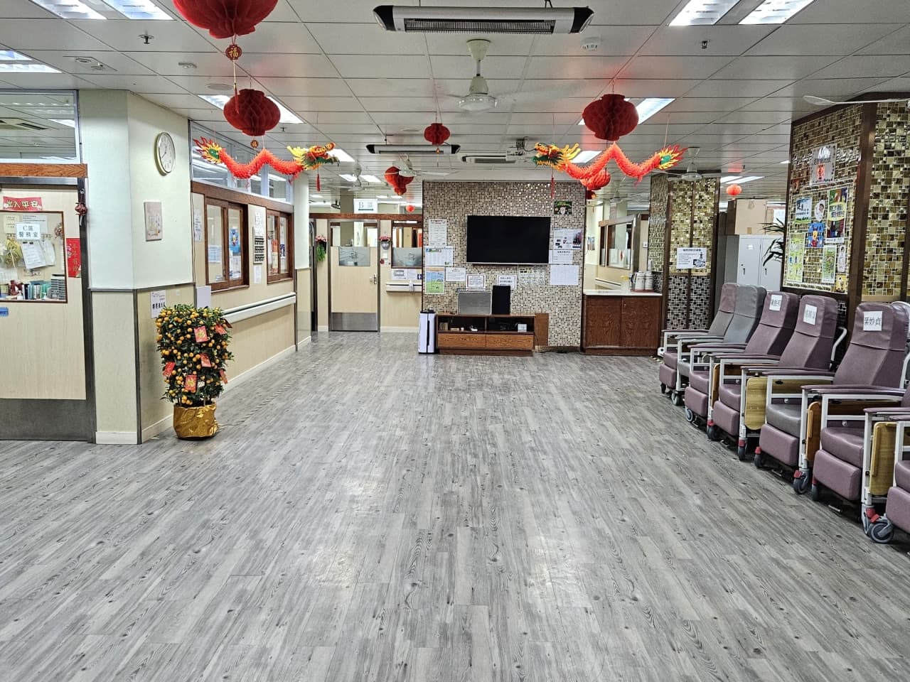 瑞安護老院集團 - 瑞臻(油塘) 概覽: 活動大廳