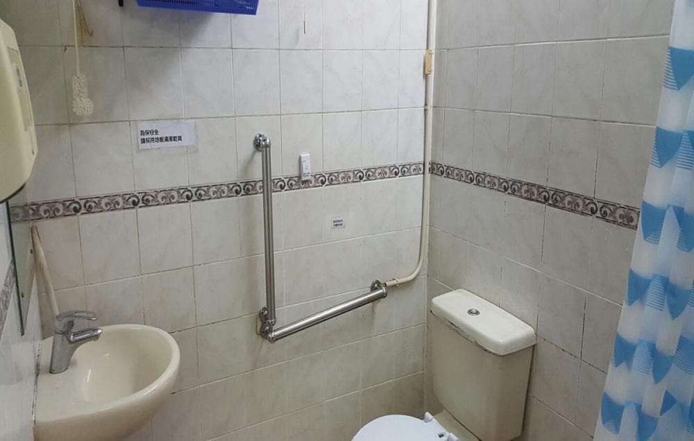 https://www.elderlypage.com/component/nh/7?view=home (洗手間)