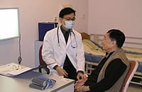TWGHs WWCRCH own website, services page image for nursing and medical care