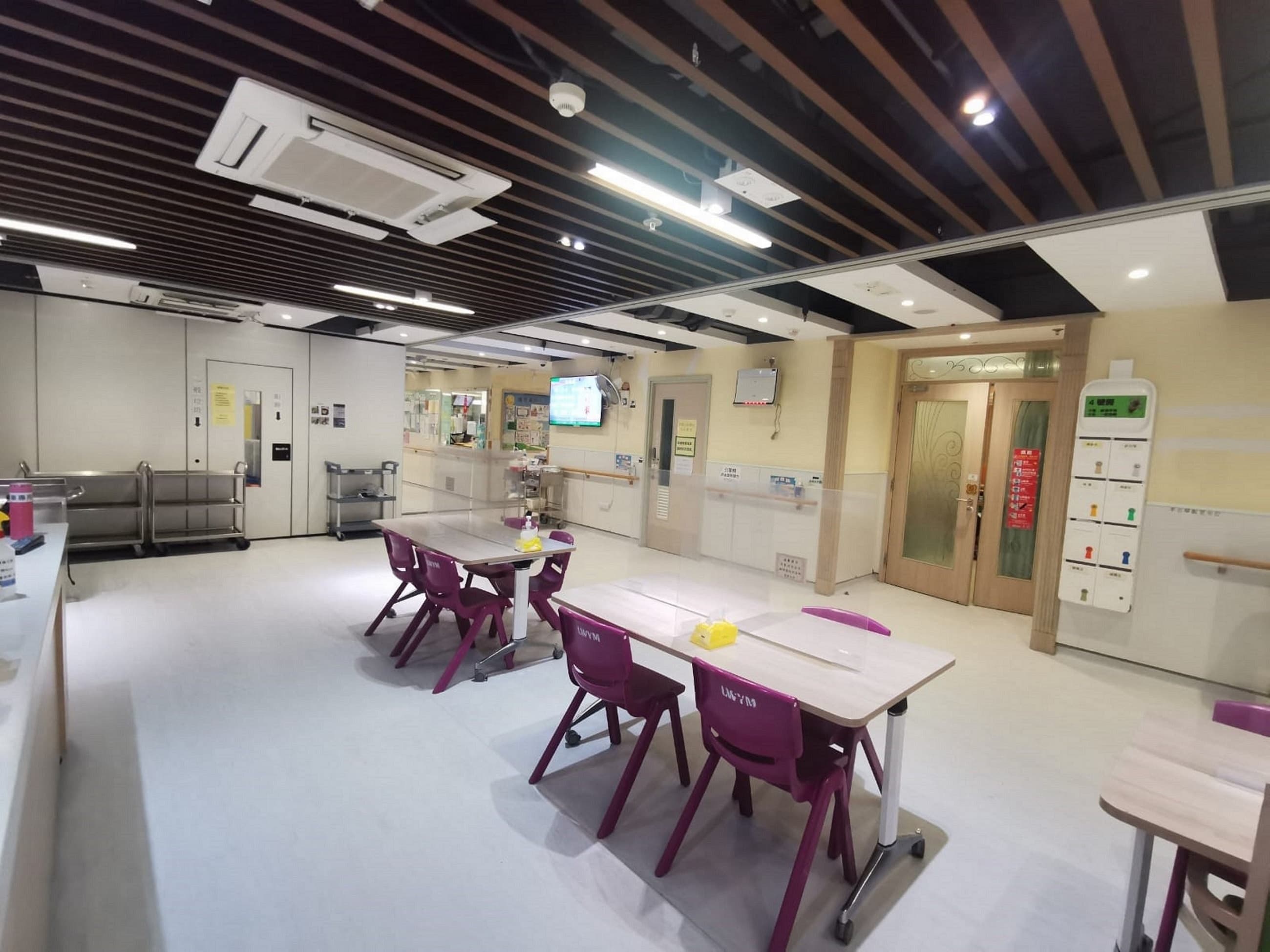 SWD Elderly Information profile L1322 - 活動區/客廳/飯廳; source=https://www.elderlyinfo.swd.gov.hk/tc/content/twghs_may_lodge_cum_day_care_centre_for_the_elderly
