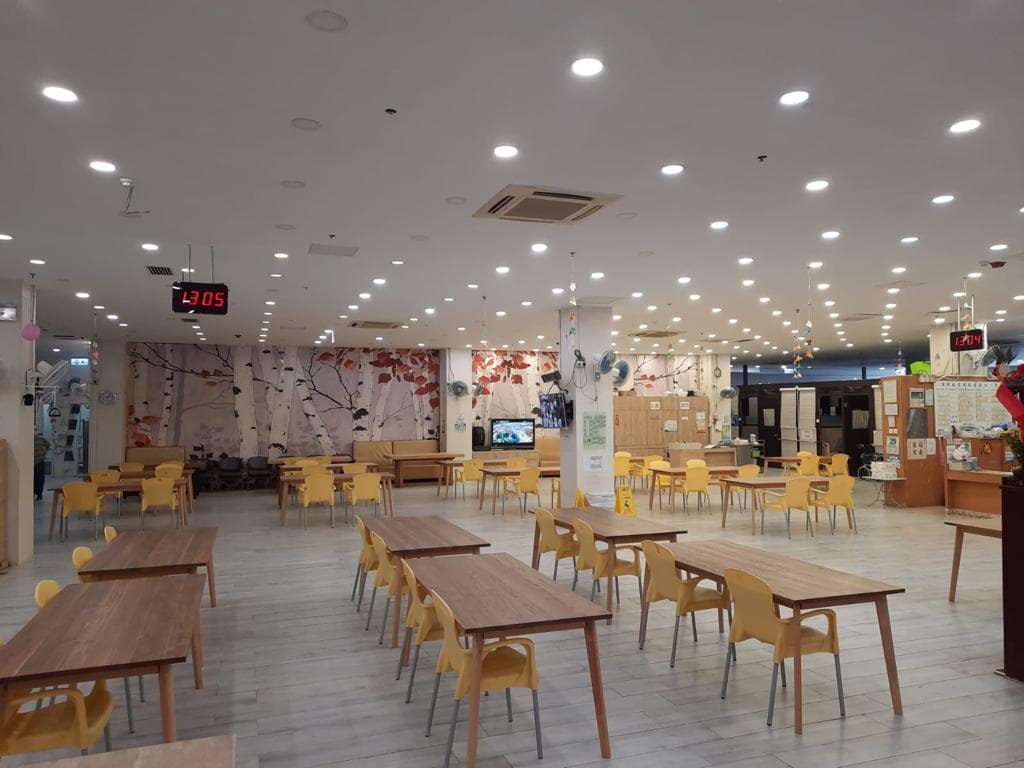 Social Welfare Department Elderly Info profile for 富璟護老院(第一城)有限公司 / L1074; photo alt: 活動區/客廳/飯廳
