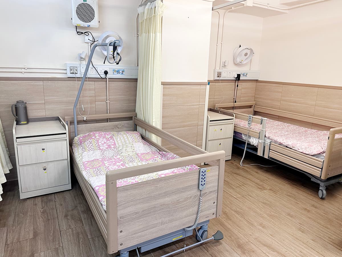 SWD Elderly Info: 房間; source=https://www.elderlyinfo.swd.gov.hk/tc/content/womens-welfare-club-eastern-district-hong-kong-ng-siu-mui-home-cum-care-and-attention-12