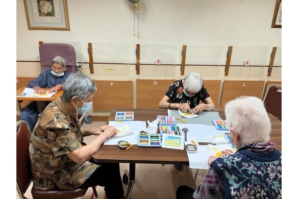 香港東區婦女福利會黃鳳亭頤安苑 official operator page; alt=和諧粉彩2