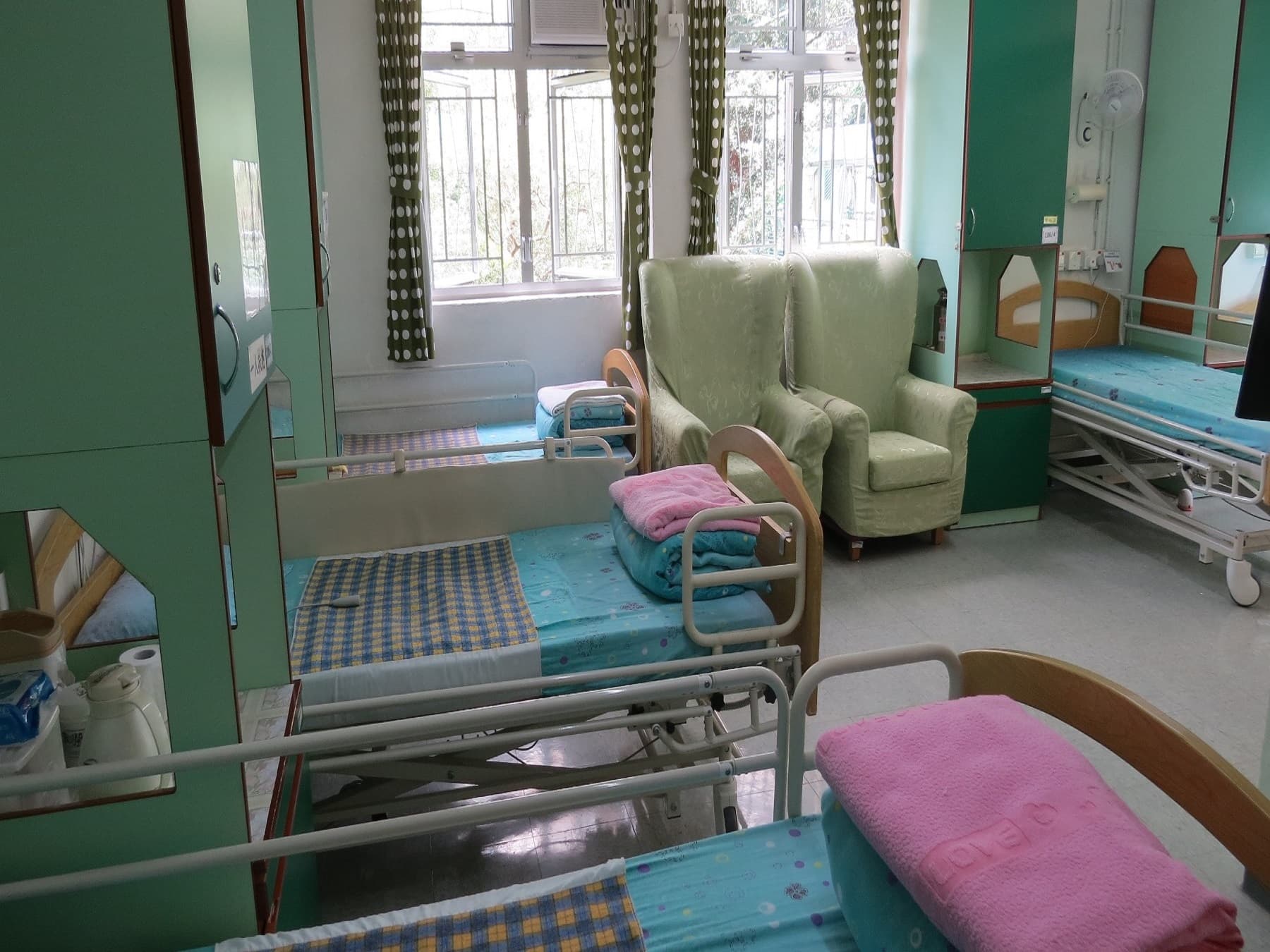 SWD Elderly Information Website profile L0519; alt=房間; https://www.elderlyinfo.swd.gov.hk/tc/content/yan-chai-hospital-li-chan-yuk-sim-elderly-home