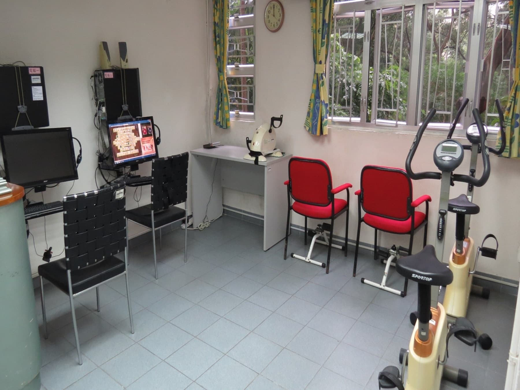 SWD Elderly Information Website profile L0519; alt=其他設施; https://www.elderlyinfo.swd.gov.hk/tc/content/yan-chai-hospital-li-chan-yuk-sim-elderly-home